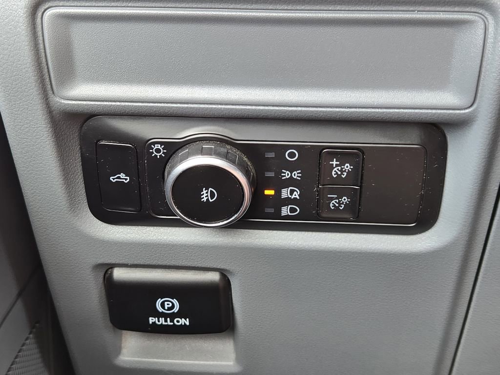 Used 2023 Ford F150 XLT image 16