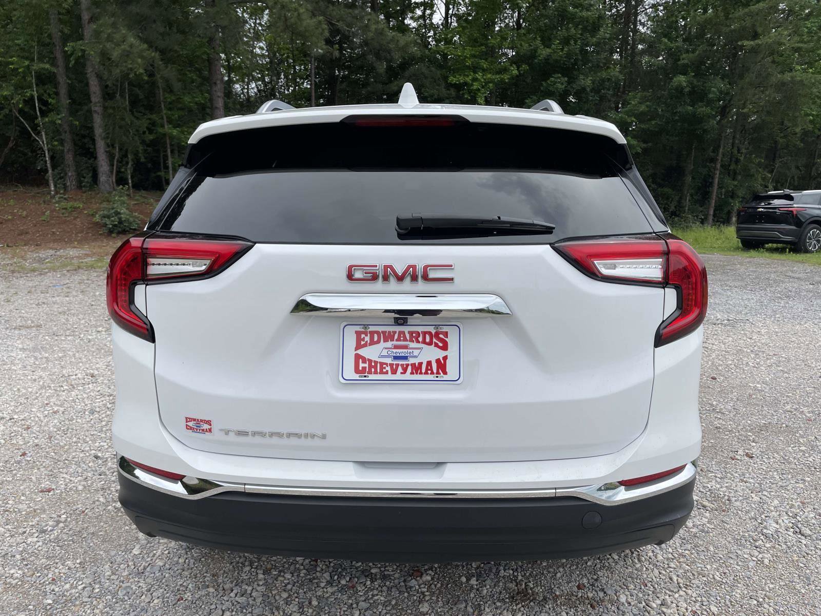 Used 2023 GMC Terrain SLT FWD image 21