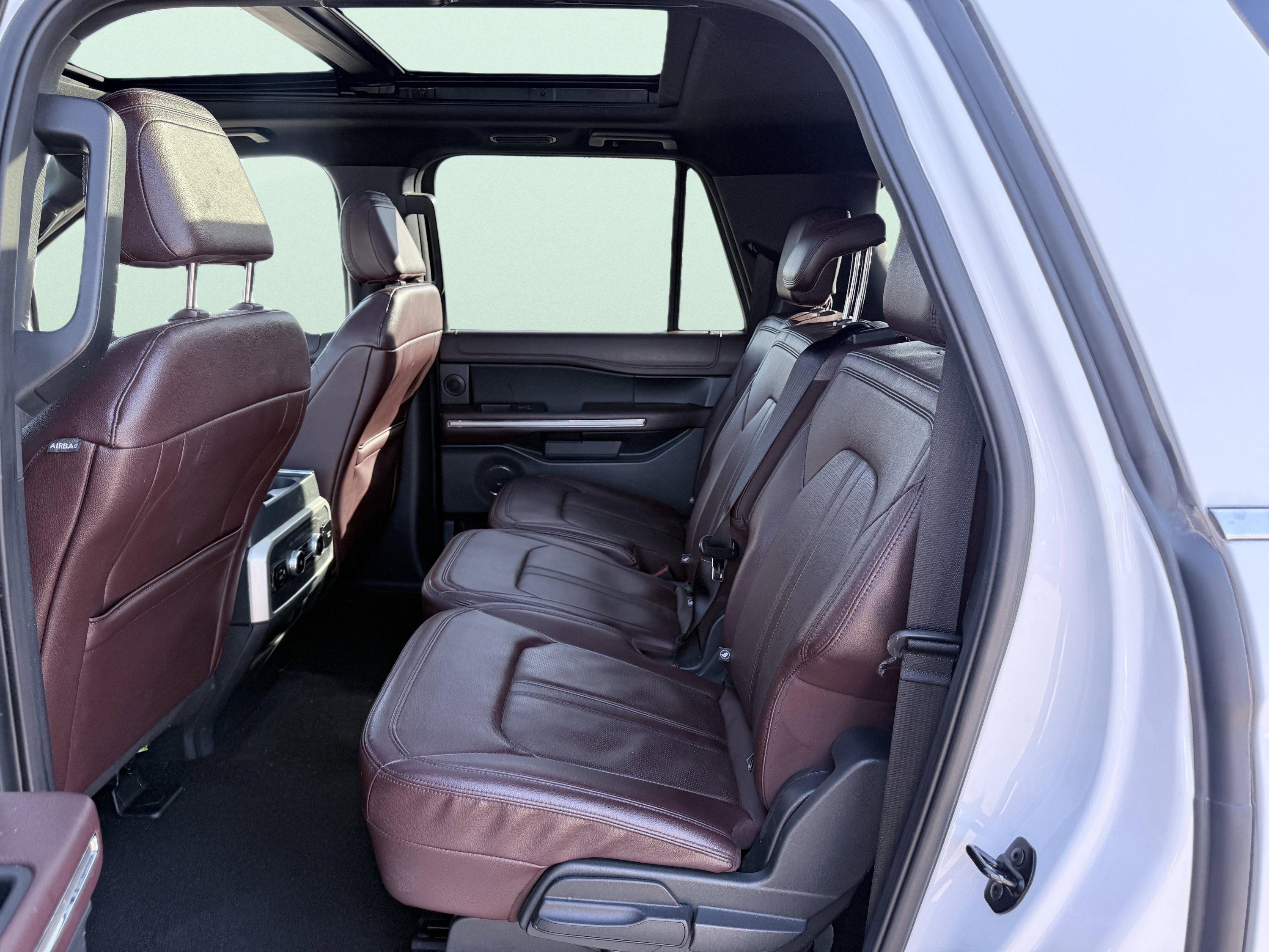 Used 2023 Ford Expedition Max Limited image 35