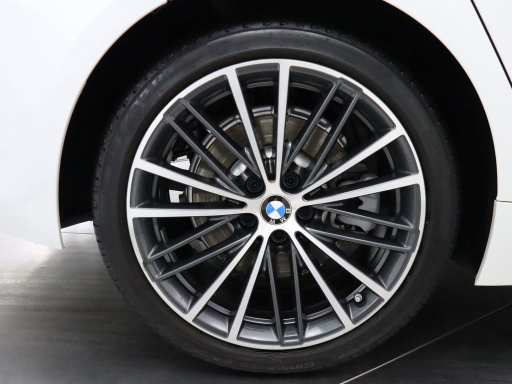 Used 2021 BMW 530i w/ Premium Package RWD image 44