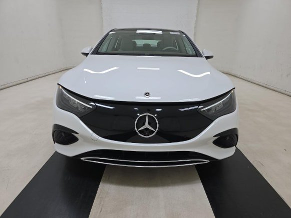 Used 2023 Mercedes-Benz EQE 350+ Sedan image 3