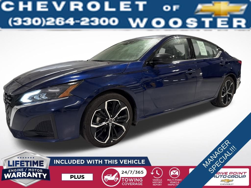 Used 2024 Nissan Altima 2.5 SR image 1