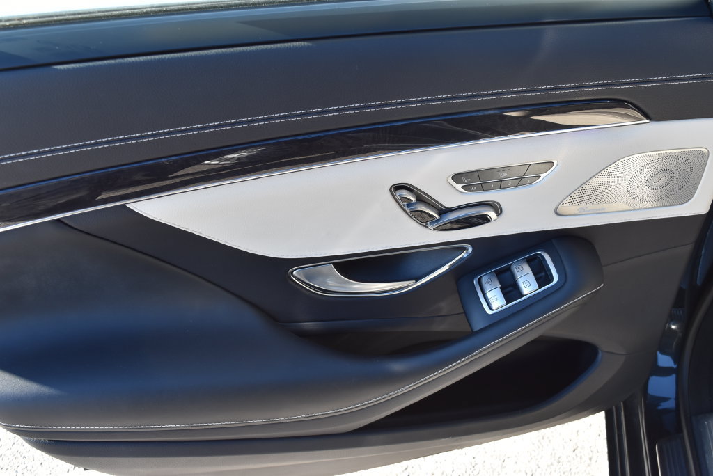 Used 2018 Mercedes-Benz S 560 Sedan image 10
