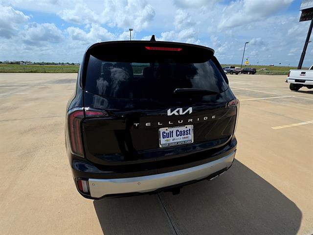Used 2024 Kia Telluride SX w/ Towing Package image 6