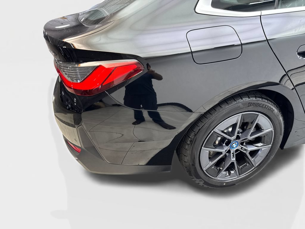 Used 2024 BMW i4 eDrive35 w/ Convenience Package RWD image 16