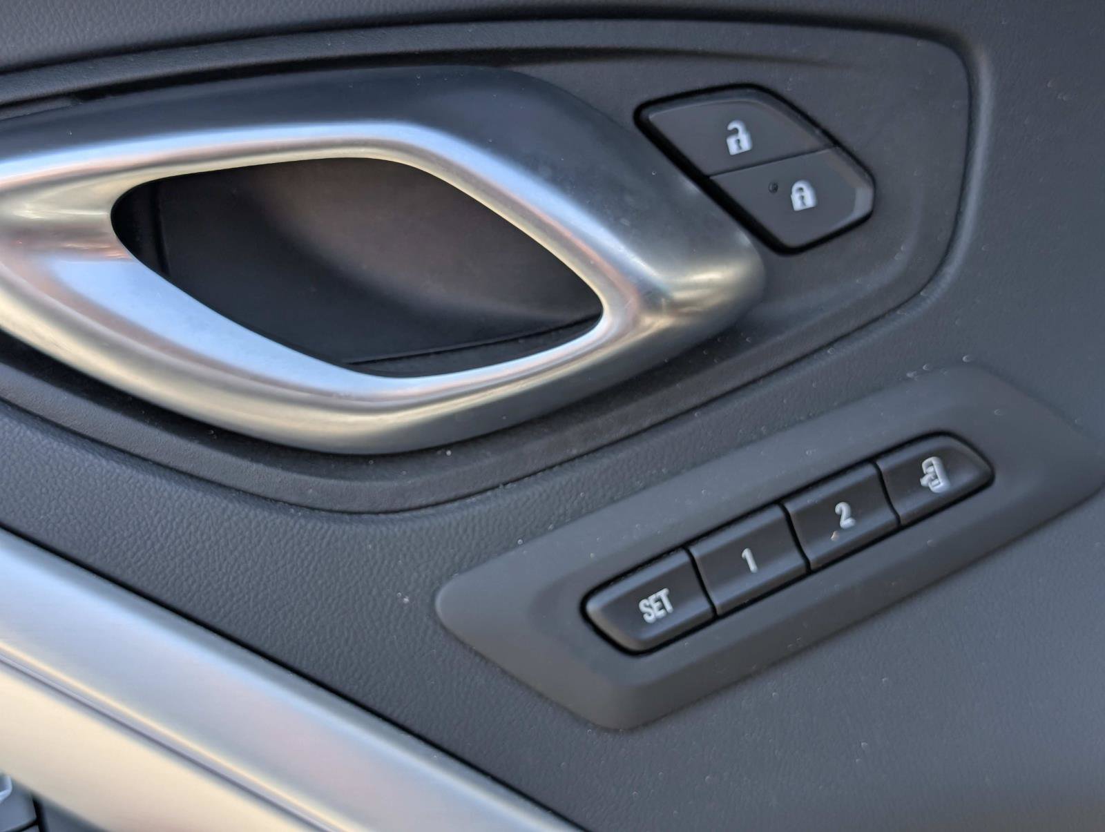 Used 2023 Chevrolet Camaro ZL1 RWD image 15