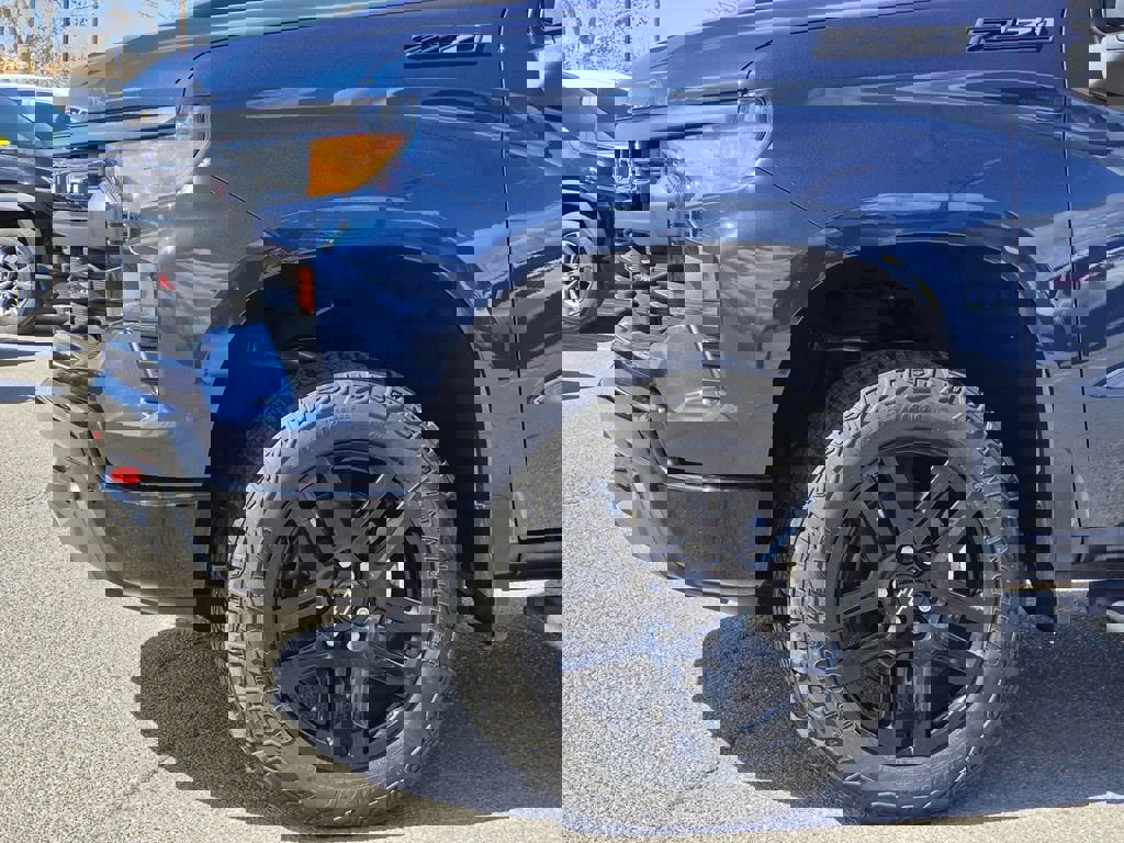 Certified 2022 Chevrolet Silverado 1500 Custom Trail Boss image 6