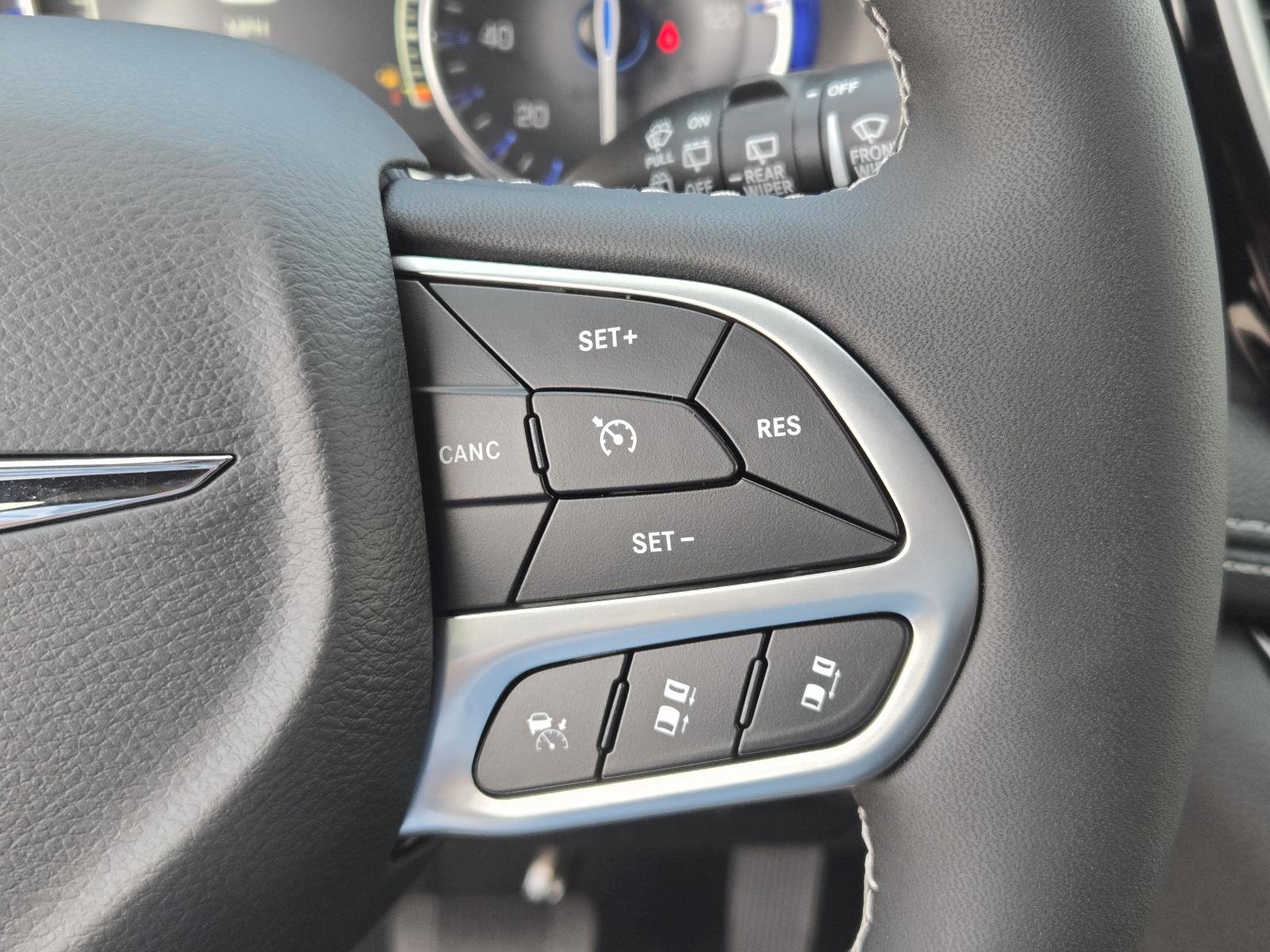 New 2026 Chrysler Pacifica Select image 20