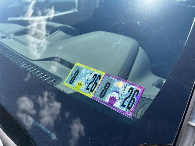 Used 2022 Chevrolet Colorado LT w/ Luxury Package image 23