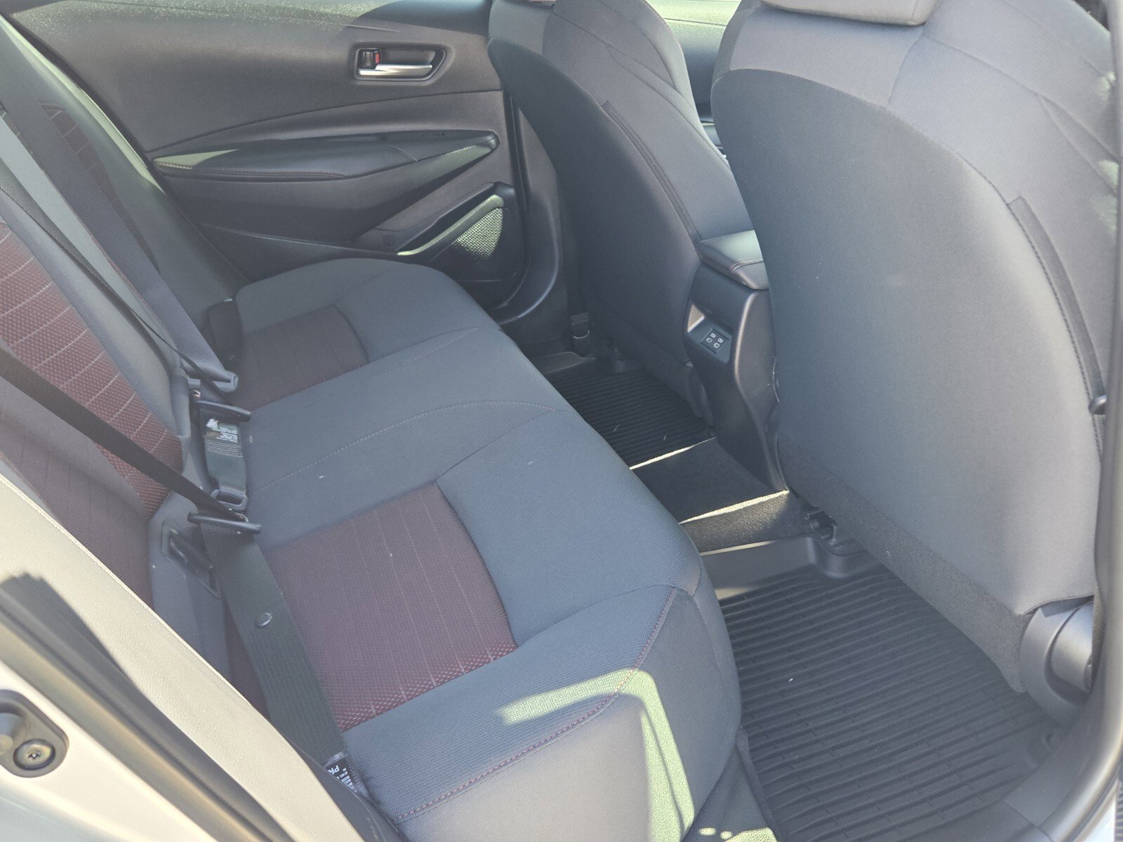 Certified 2025 Toyota Corolla SE image 10