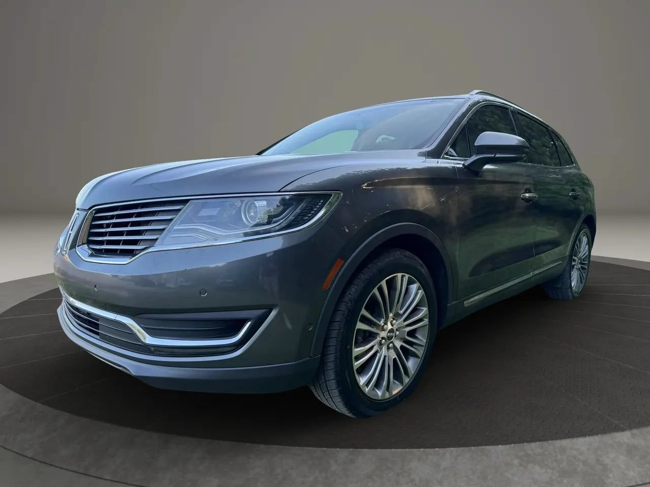 Used 2017 Lincoln MKX Reserve FWD image 7