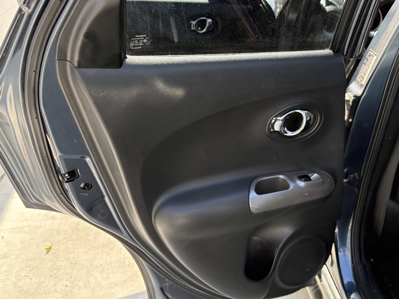 Used 2013 Nissan Juke SL FWD image 19
