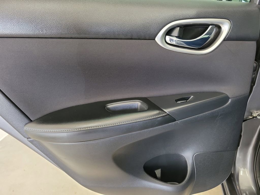 Used 2019 Nissan Sentra SV w/ Special Edition Package image 16