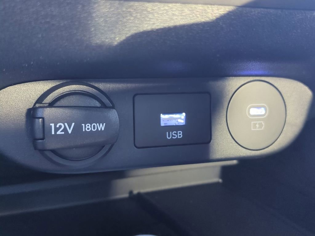 New 2026 Hyundai Elantra Sport image 23