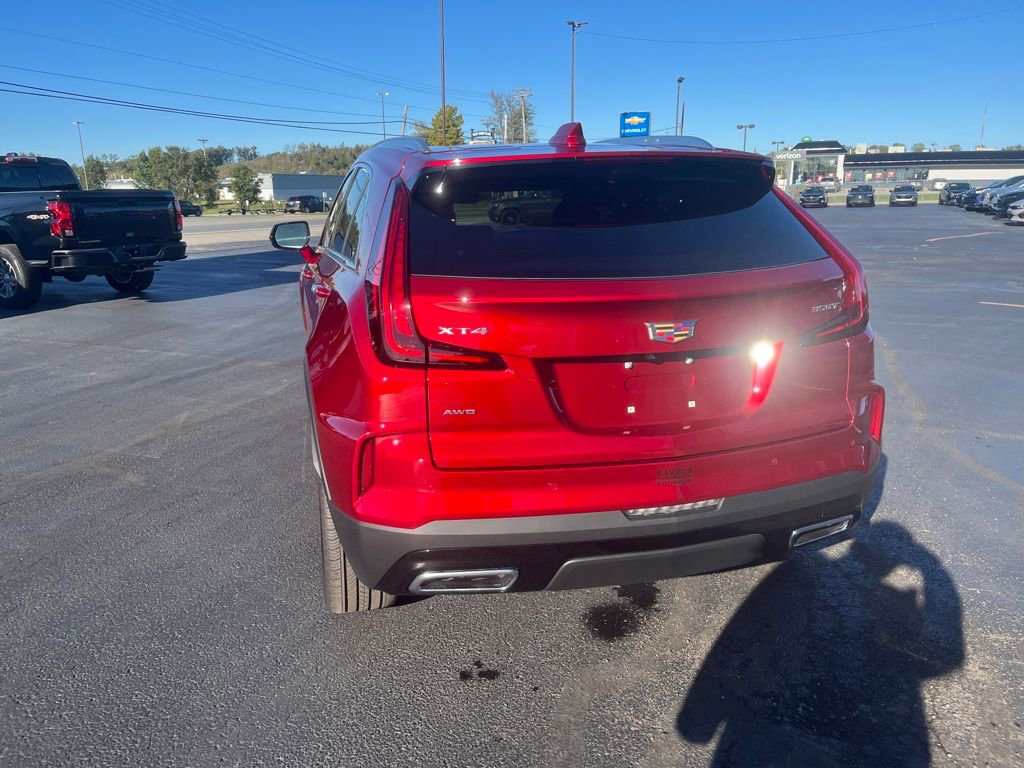 Used 2025 Cadillac XT4 Premium Luxury w/ Technology Package image 4