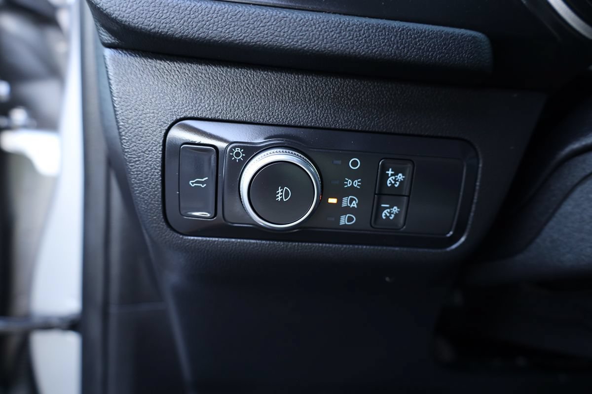 Used 2020 Ford Escape SEL AWD/4WD image 19