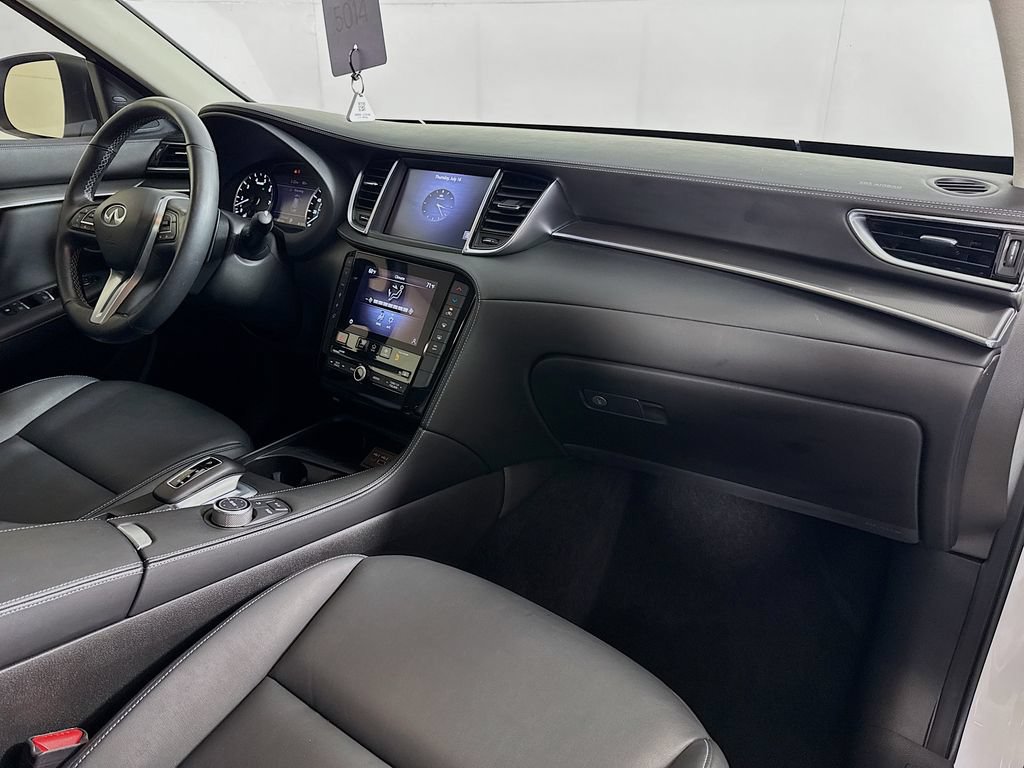Certified 2024 INFINITI QX50 Pure FWD image 38