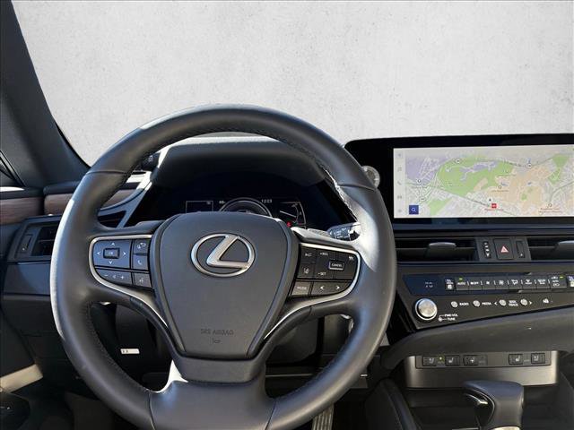 Used 2024 Lexus ES 300h w/ Premium Package image 19