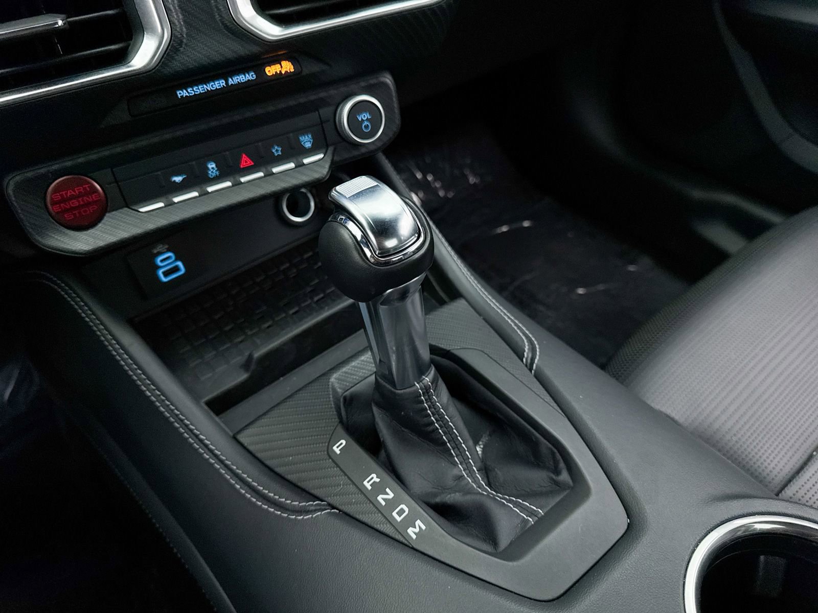 Used 2024 Ford Mustang GT Premium RWD image 27