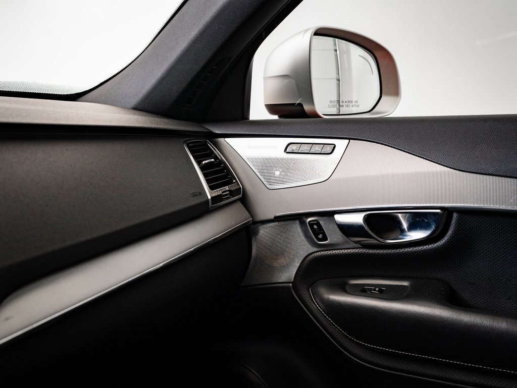 Used 2018 Volvo XC90 T5 R-Design w/ Convenience Package image 42