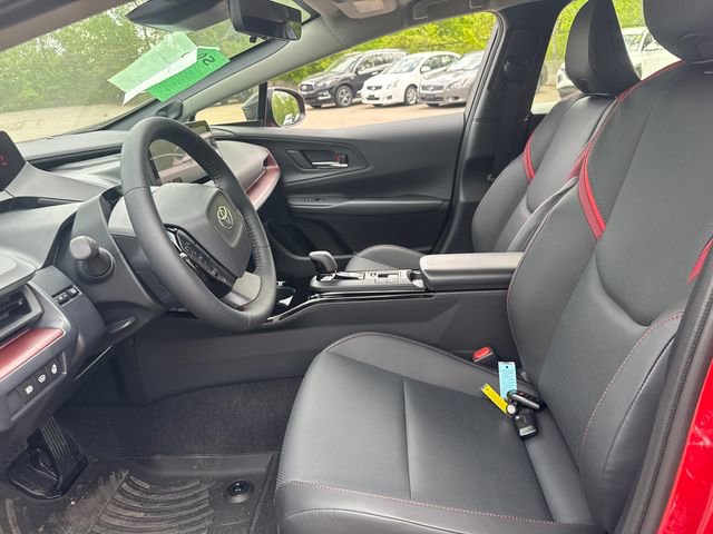 New 2025 Toyota Prius Plug-In Hybrid image 39