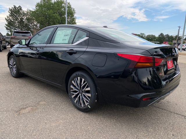 New 2026 Nissan Altima 2.5 SV AWD/4WD image 3