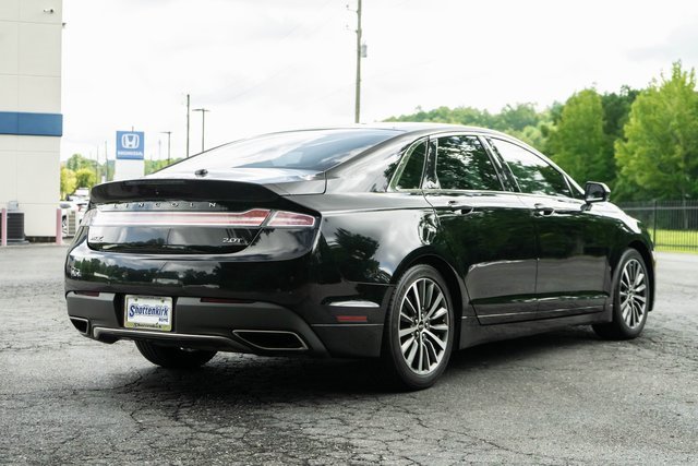 Used 2020 Lincoln MKZ image 11