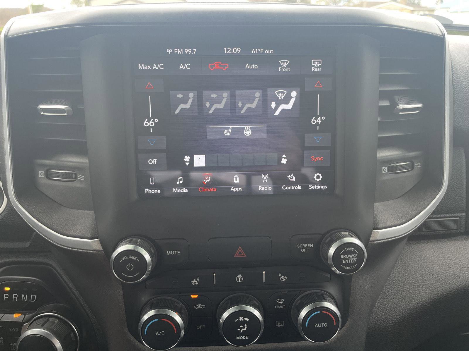 Used 2020 RAM 1500 Big Horn image 32