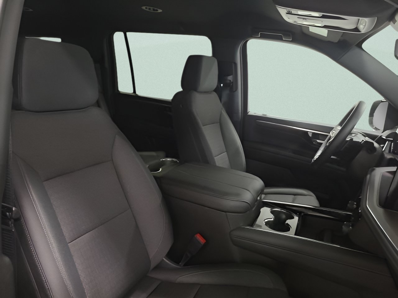 Used 2026 Chevrolet Suburban LS AWD/4WD image 11