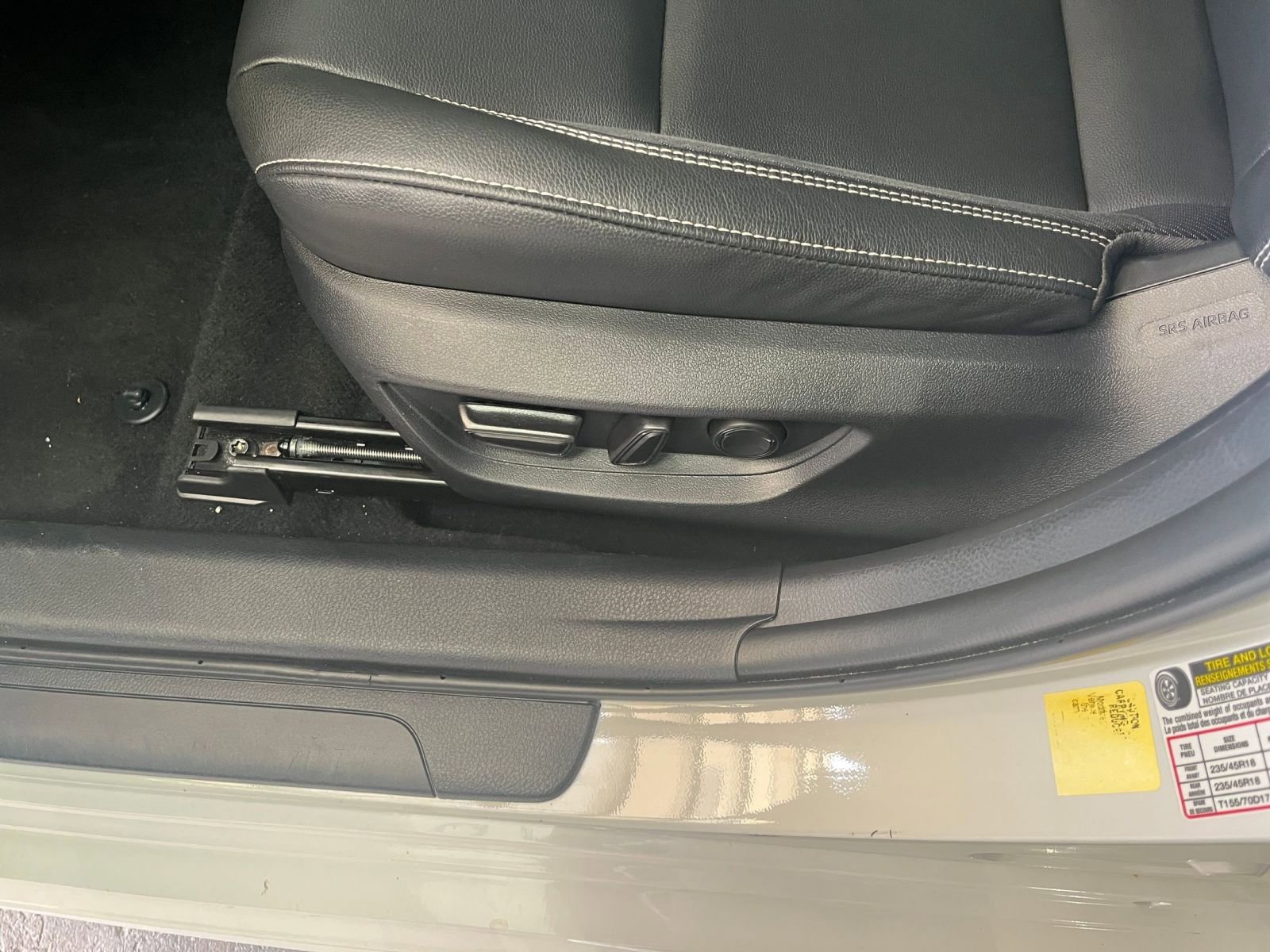 Used 2025 Toyota Camry SE FWD image 22