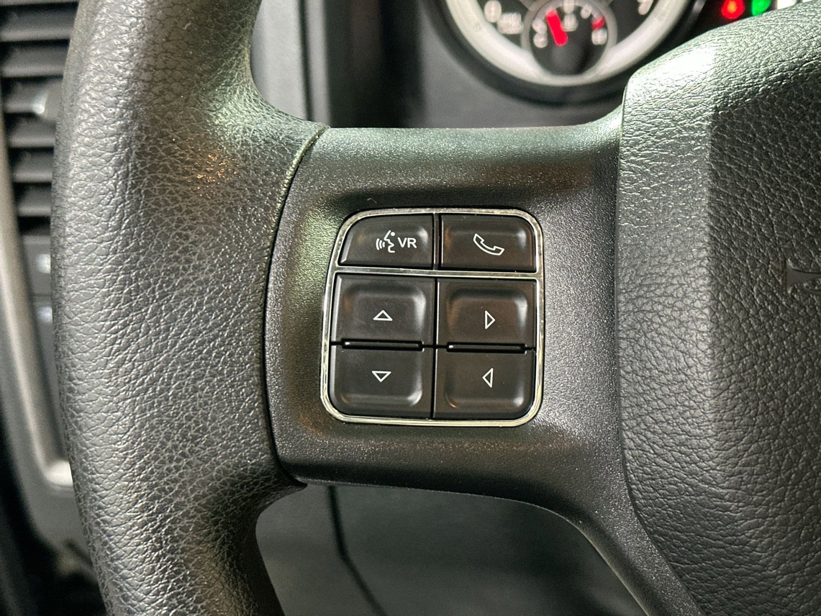 Used 2015 RAM 1500 Express image 21