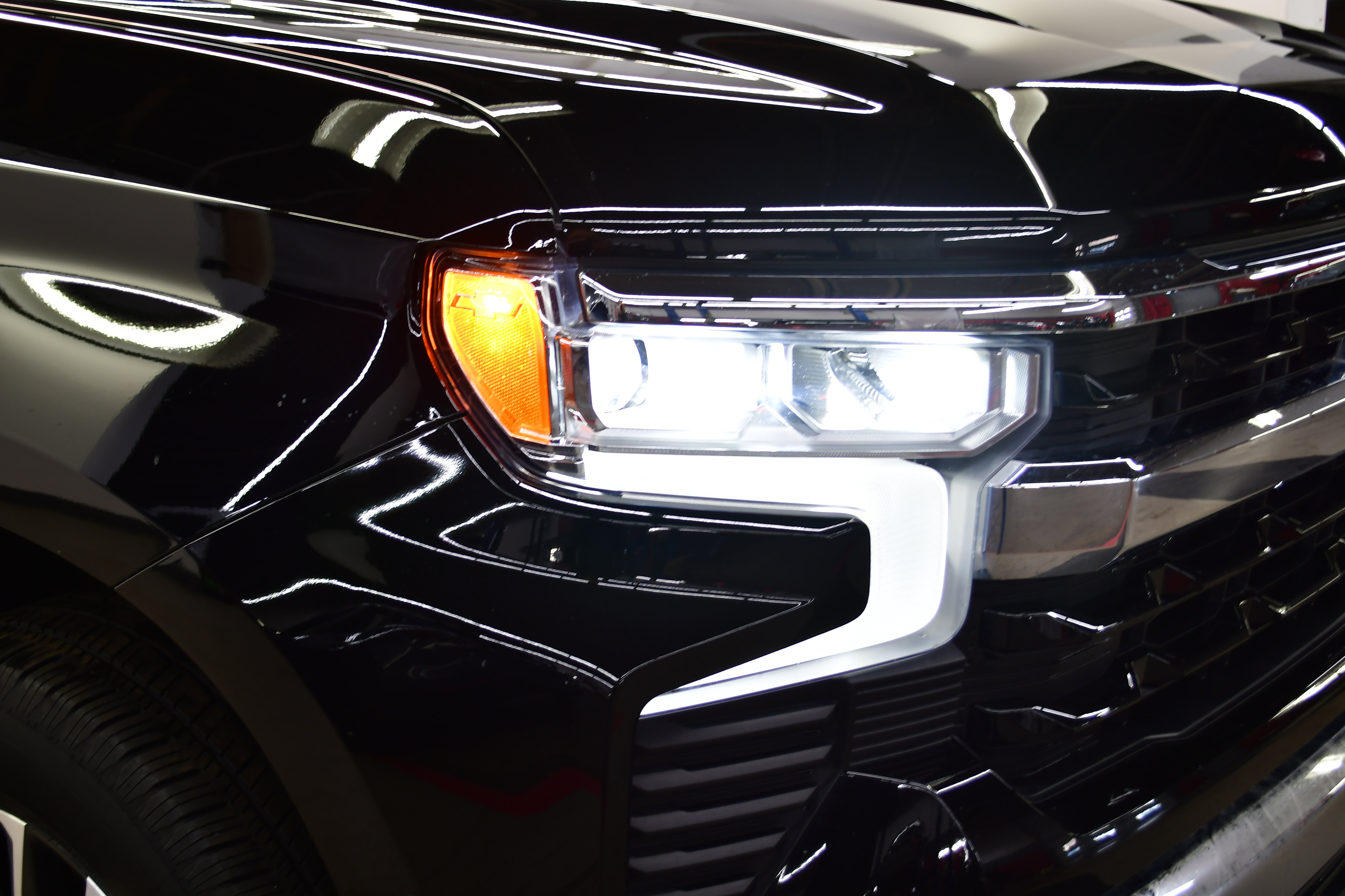 Used 2023 RAM 1500 Classic SLT w/ Trailer & Traction Group image 24