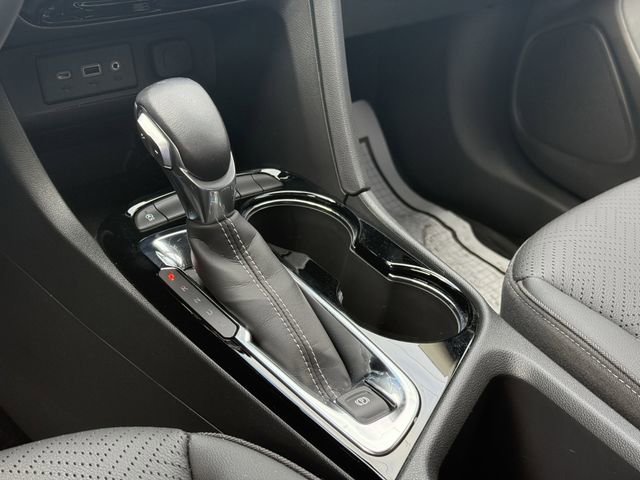 Used 2023 Buick Encore GX Essence w/ Experience Buick Package image 29