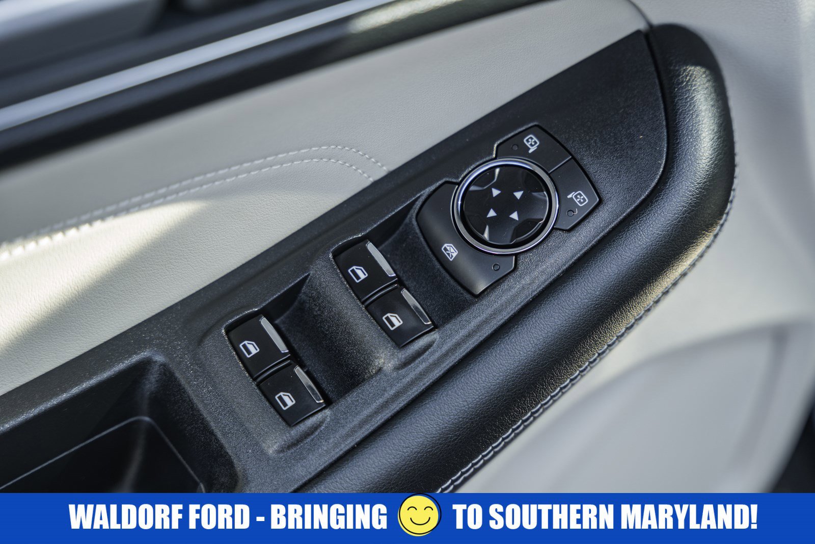 Used 2022 Ford Edge Titanium image 88