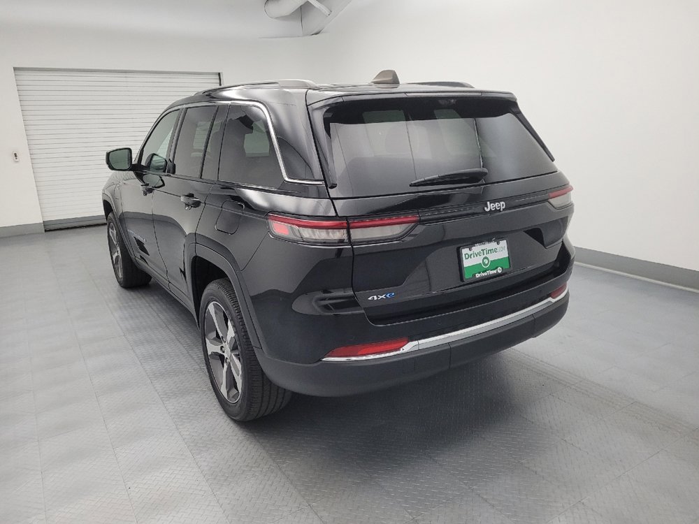 Used 2024 Jeep Grand Cherokee Limited 4xe w/ Luxury Tech Group II AWD/4WD image 5