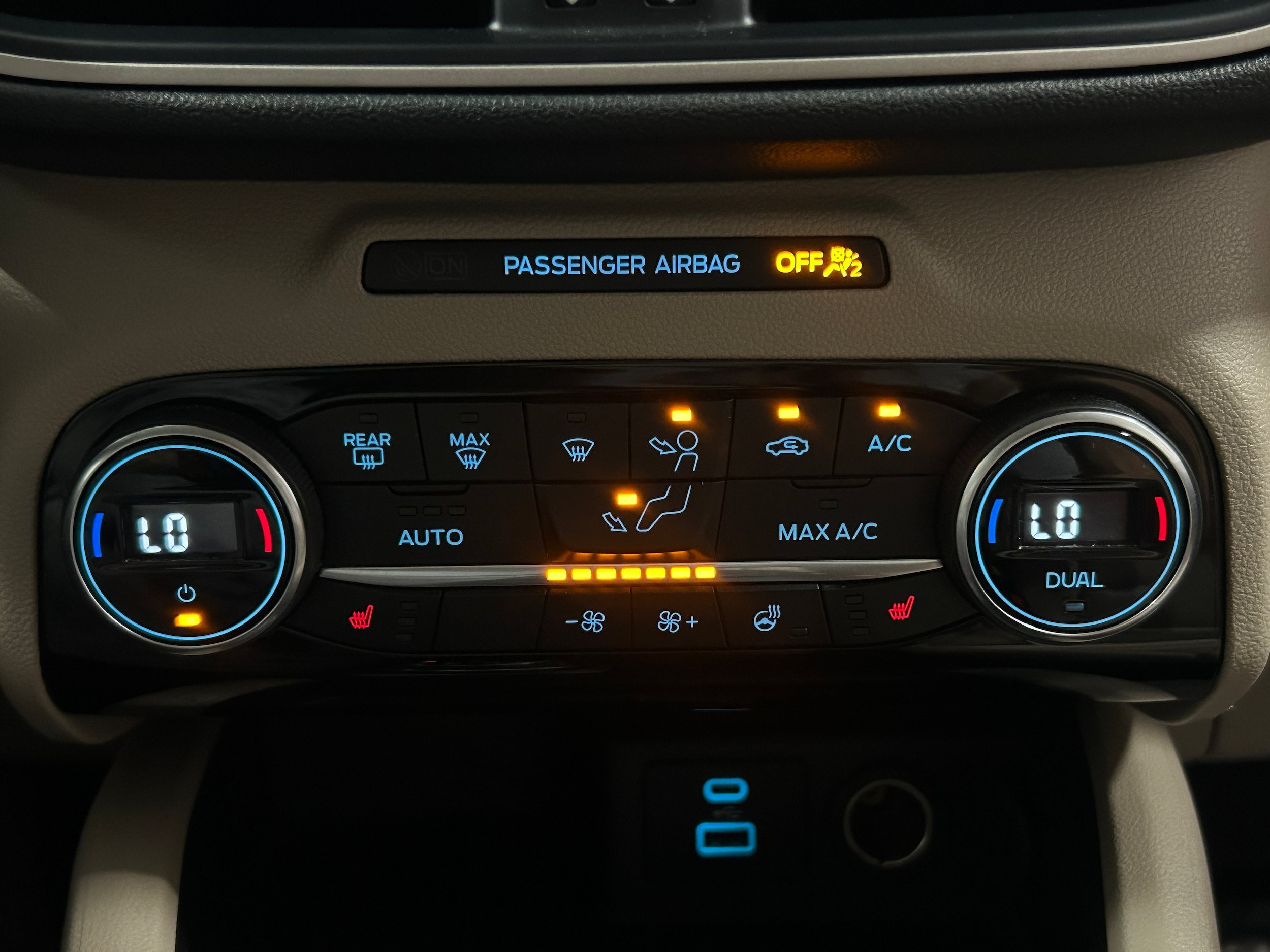 Used 2021 Ford Escape SEL AWD/4WD image 8