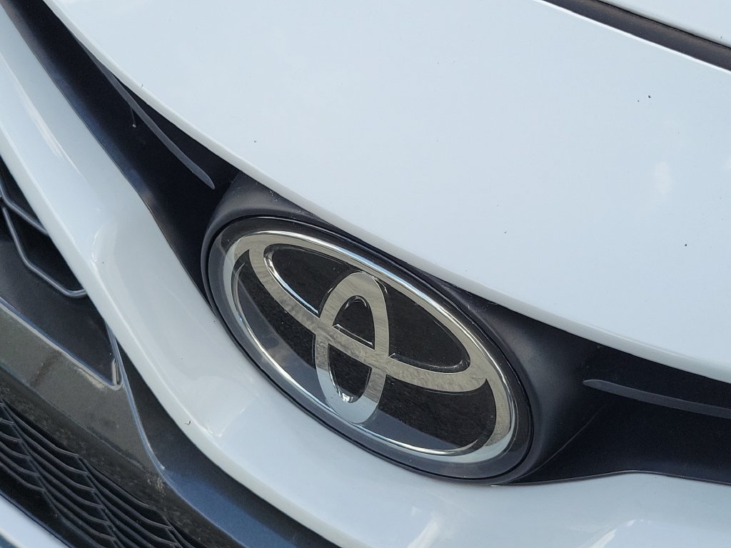 Used 2024 Toyota Camry XSE FWD image 13