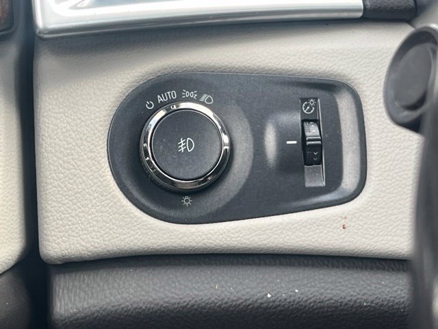 Used 2013 Cadillac SRX Performance w/ Driver Awareness Package FWD image 4