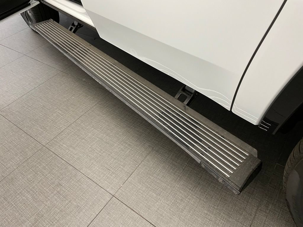 New 2026 Jeep Grand Wagoneer L Summit AWD/4WD image 12