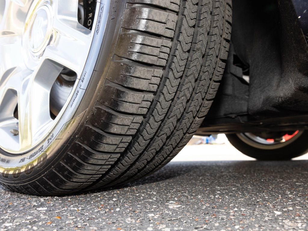 Used 2013 Rolls-Royce Ghost image 86