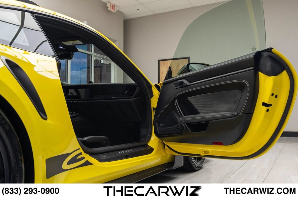 Used 2024 Porsche 911 GT3 RS RWD image 97