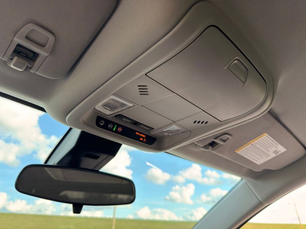 Used 2024 Chevrolet Equinox LT image 40