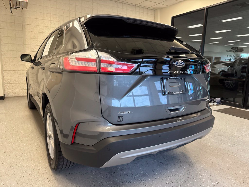 Used 2024 Ford Edge SEL w/ Convenience Package AWD/4WD image 17