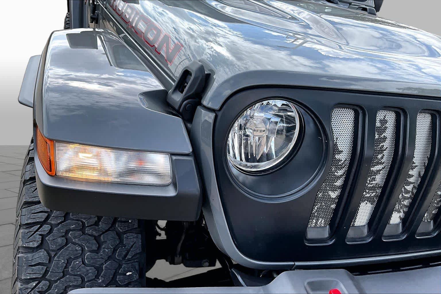 Used 2021 Jeep Wrangler Unlimited Rubicon w/ Xtreme Recon 35" Tire Package AWD/4WD image 35