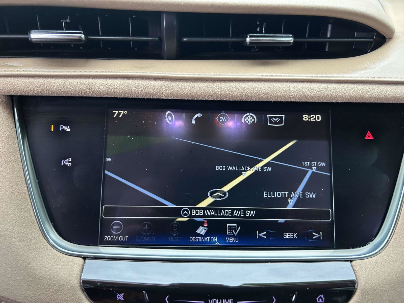 Used 2017 Cadillac XT5 Platinum w/ Driver Assist Package AWD/4WD image 23