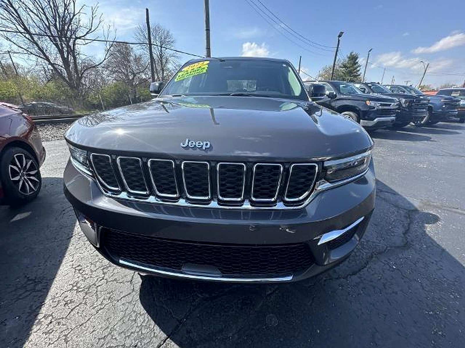 Used 2024 Jeep Grand Cherokee Limited AWD/4WD image 27