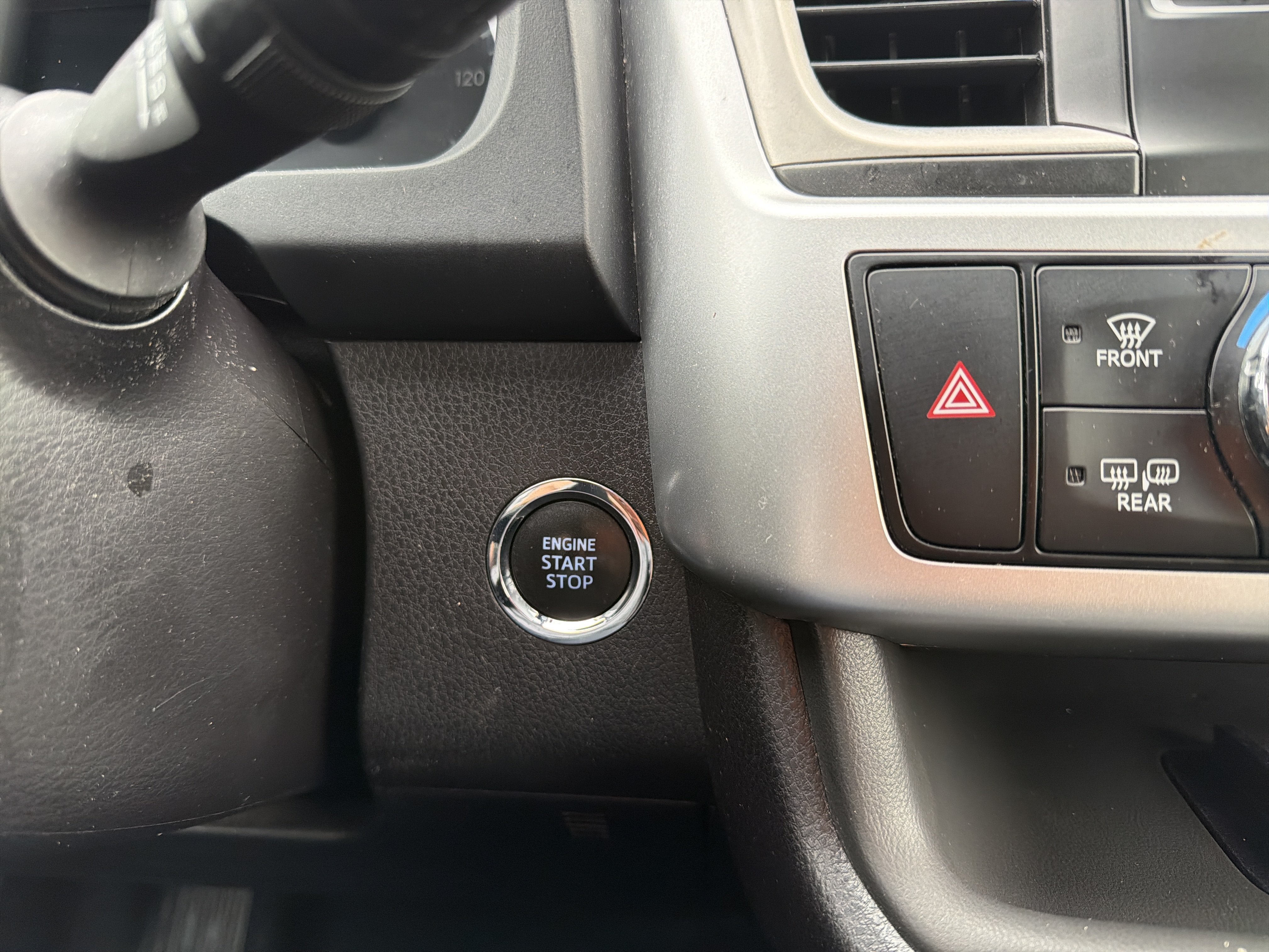 Certified 2019 Toyota Highlander SE AWD/4WD image 18