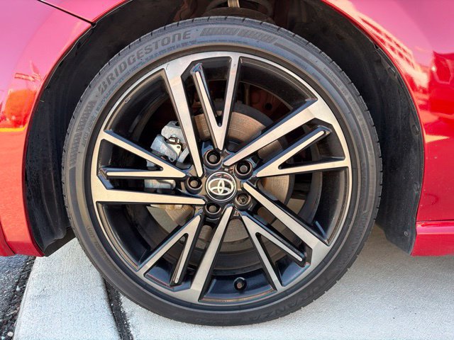 Used 2025 Toyota Camry XSE FWD image 7