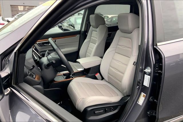 Used 2022 Honda CR-V Touring image 6