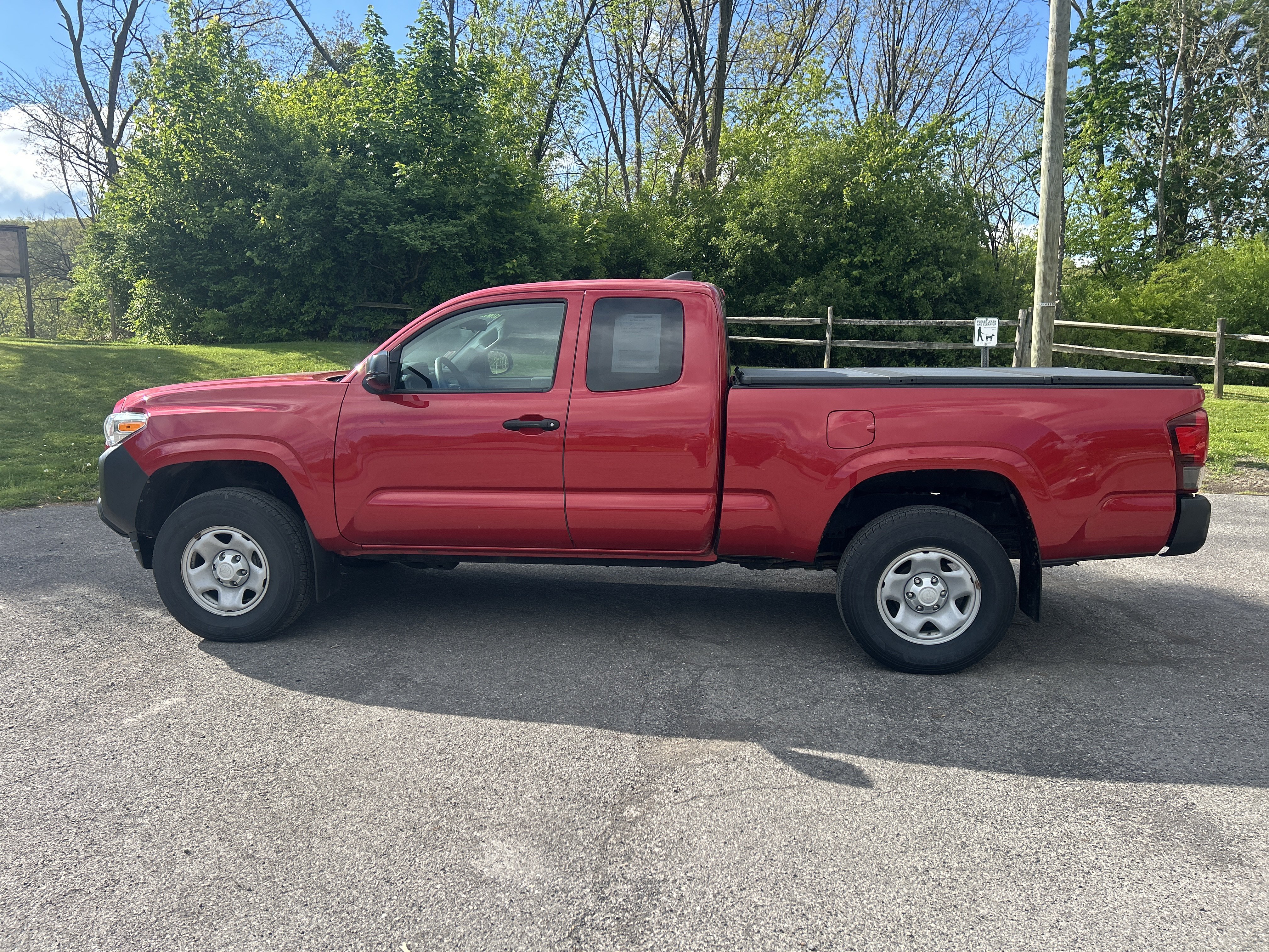 Used 2019 Toyota Tacoma SR AWD/4WD image 7